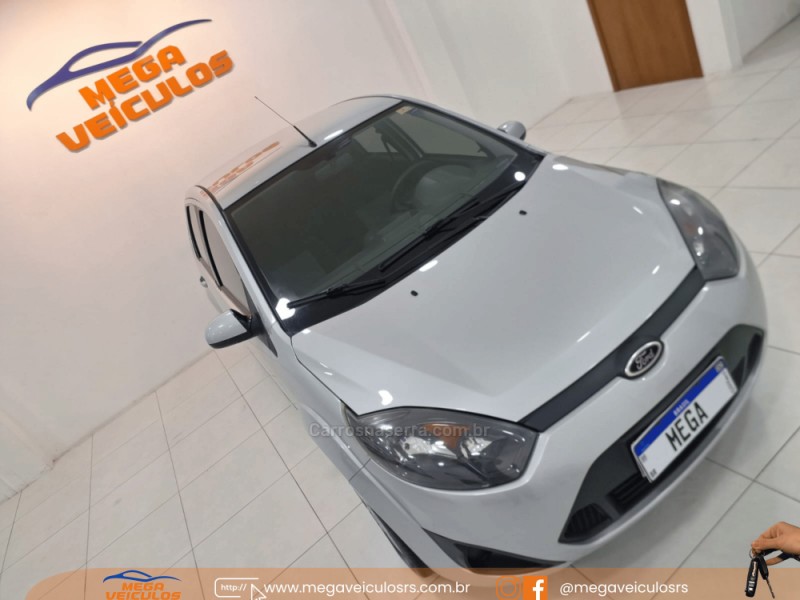 FIESTA 1.6 ROCAM SEDAN 8V FLEX 4P MANUAL - 2011 - BENTO GONçALVES