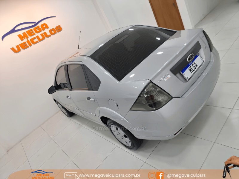 FIESTA 1.6 ROCAM SEDAN 8V FLEX 4P MANUAL - 2011 - BENTO GONçALVES