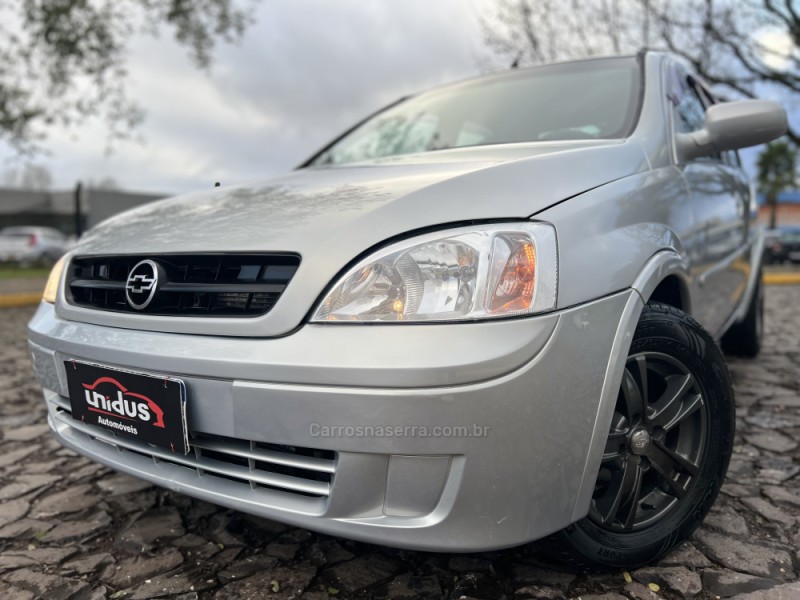 CORSA 1.0 MPFI MAXX 8V FLEX 4P MANUAL - 2004 - DOIS IRMãOS