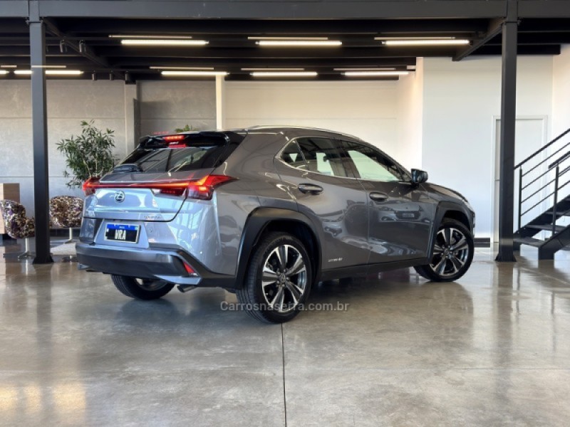 UX 250H 2.0 16V DYNAMIC HÍBRIDO 4P AUTOMÁTICO - 2020 - BENTO GONçALVES