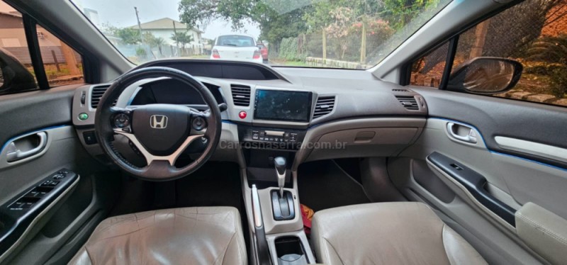 CIVIC 1.8 EXS 16V FLEX 4P AUTOMÁTICO - 2013 - IVOTI
