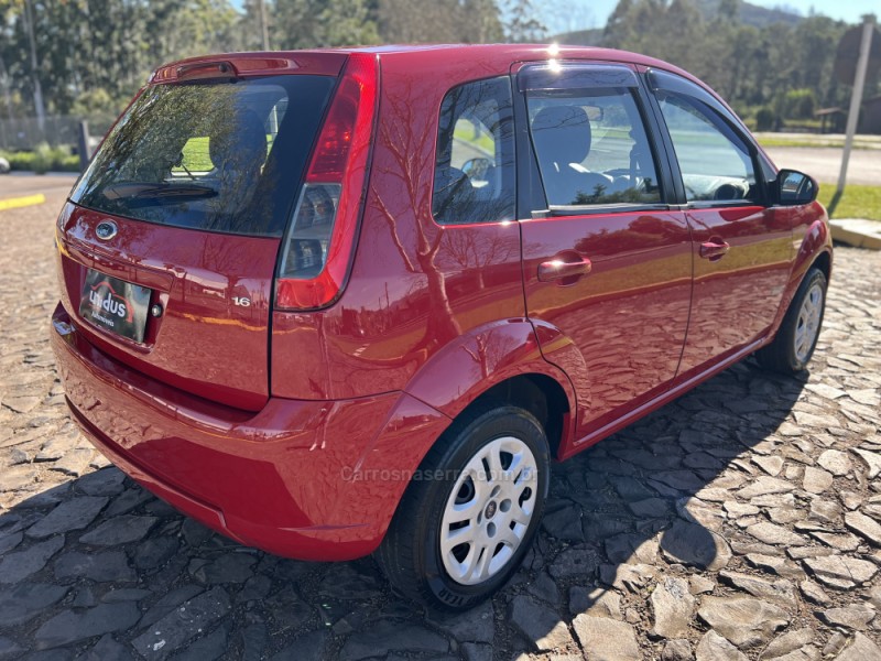 FIESTA 1.6 MPI 8V GASOLINA 4P MANUAL - 2013 - DOIS IRMãOS