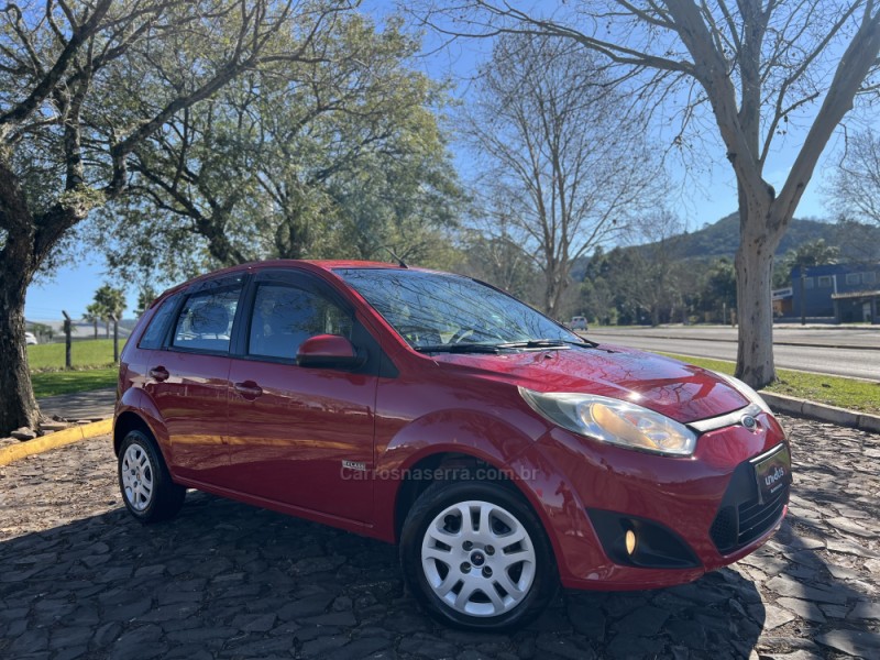 FIESTA 1.6 MPI 8V GASOLINA 4P MANUAL - 2013 - DOIS IRMãOS