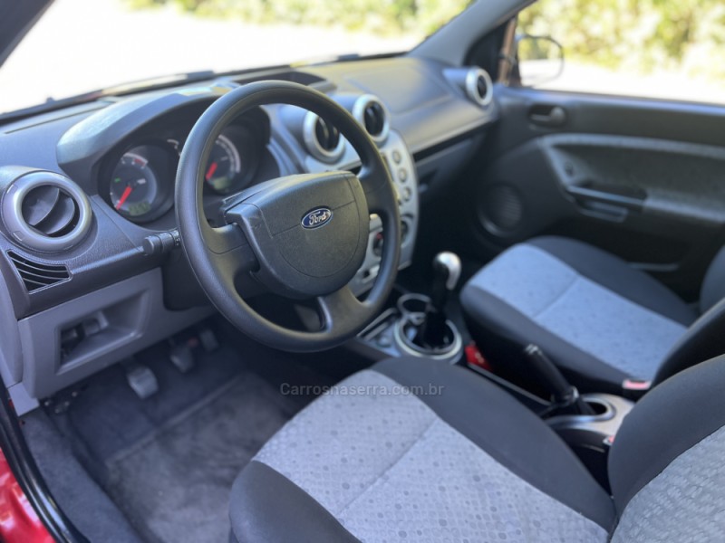 FIESTA 1.6 MPI 8V GASOLINA 4P MANUAL - 2013 - DOIS IRMãOS