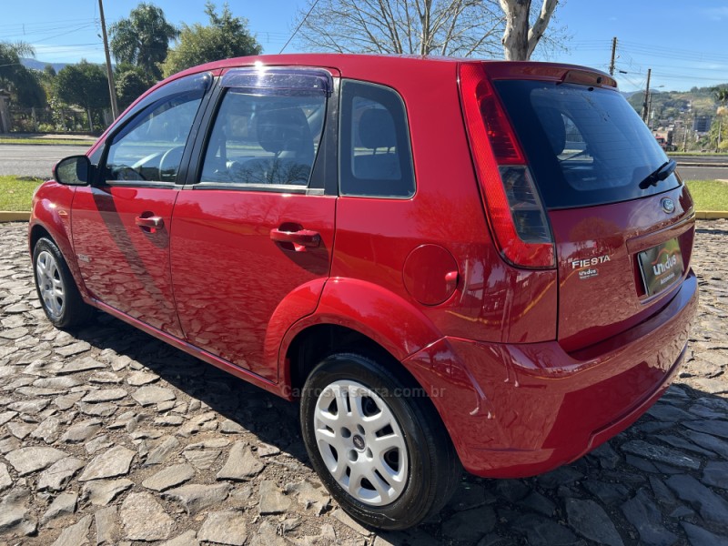 FIESTA 1.6 MPI 8V GASOLINA 4P MANUAL - 2013 - DOIS IRMãOS
