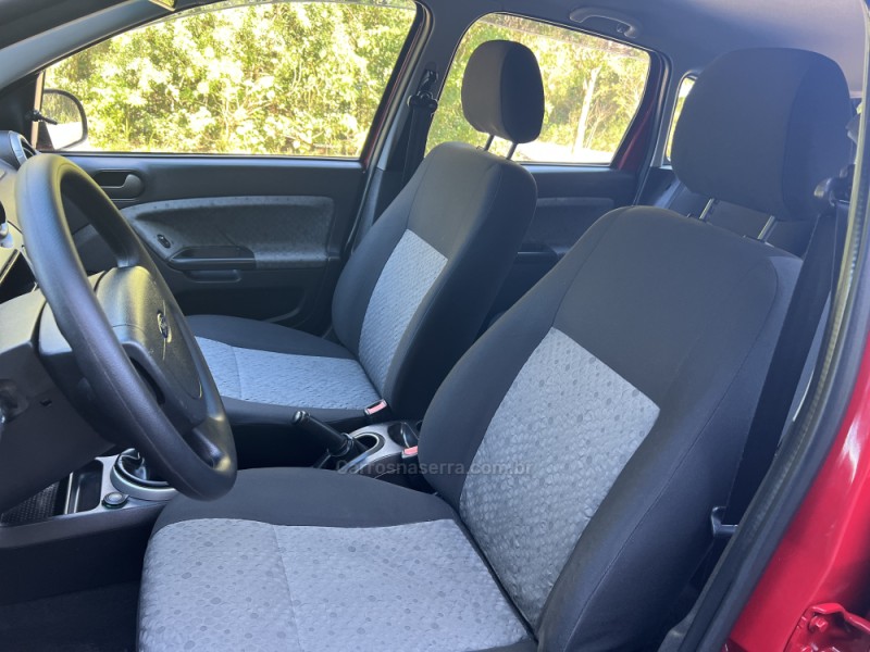 FIESTA 1.6 MPI 8V GASOLINA 4P MANUAL - 2013 - DOIS IRMãOS