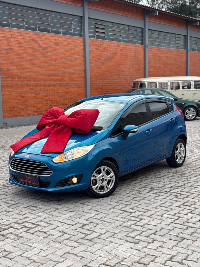 fiesta 1.5 se hatch 16v flex 4p manual 2014 caxias do sul