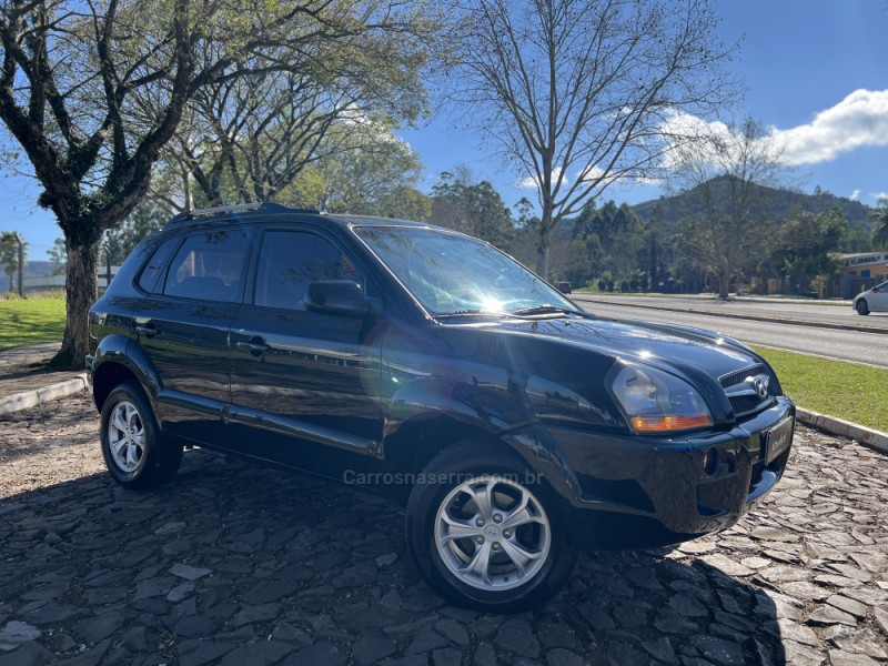 TUCSON 2.0 MPFI GLS 16V 143CV 2WD FLEX 4P AUTOMÁTICO - 2014 - DOIS IRMãOS
