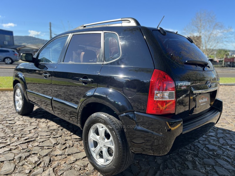 TUCSON 2.0 MPFI GLS 16V 143CV 2WD FLEX 4P AUTOMÁTICO - 2014 - DOIS IRMãOS
