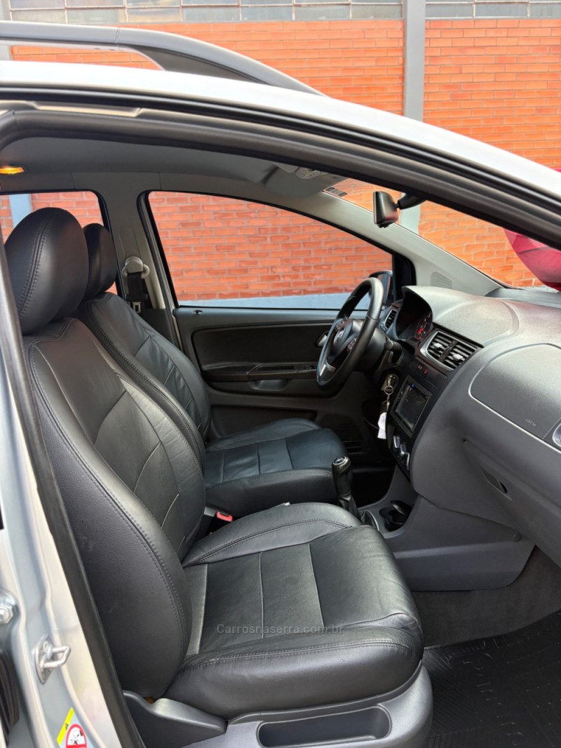 SPACEFOX 1.6 MI SPORTLINE 8V FLEX 4P MANUAL - 2012 - CAXIAS DO SUL