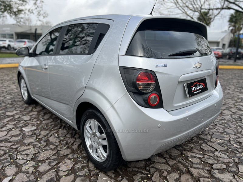 SONIC 1.6 LT SEDAN 16V FLEX 4P AUTOMÁTICO - 2014 - DOIS IRMãOS