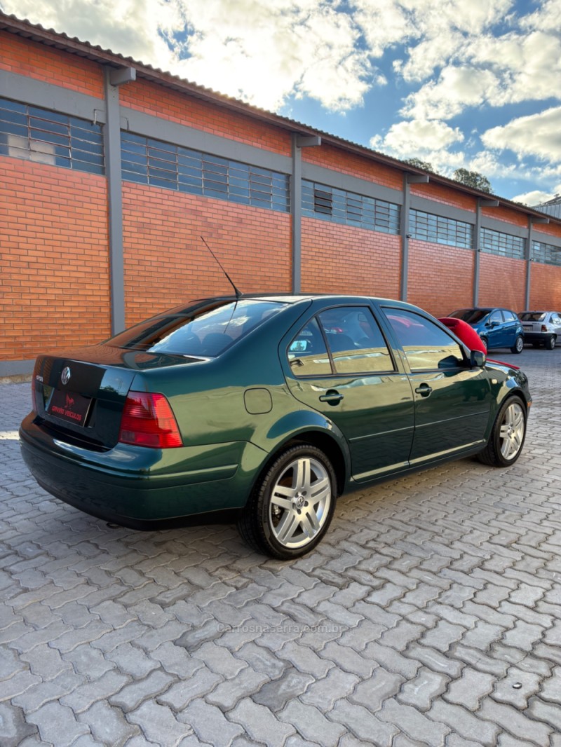 BORA 2.0 MI COMFORTLINE 8V 4P MANUAL - 2001 - CAXIAS DO SUL