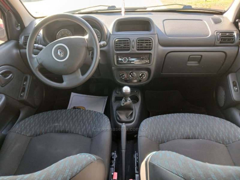 CLIO 1.0 EXPRESSION 16V FLEX 4P MANUAL - 2016 - CAXIAS DO SUL