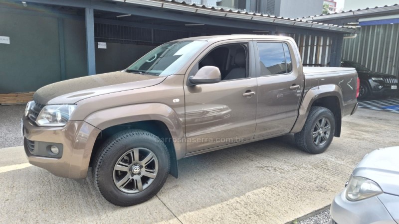 amarok 2.0 4x4 tdi comfortiline cd diesel 4p automatico 2016 caxias do sul