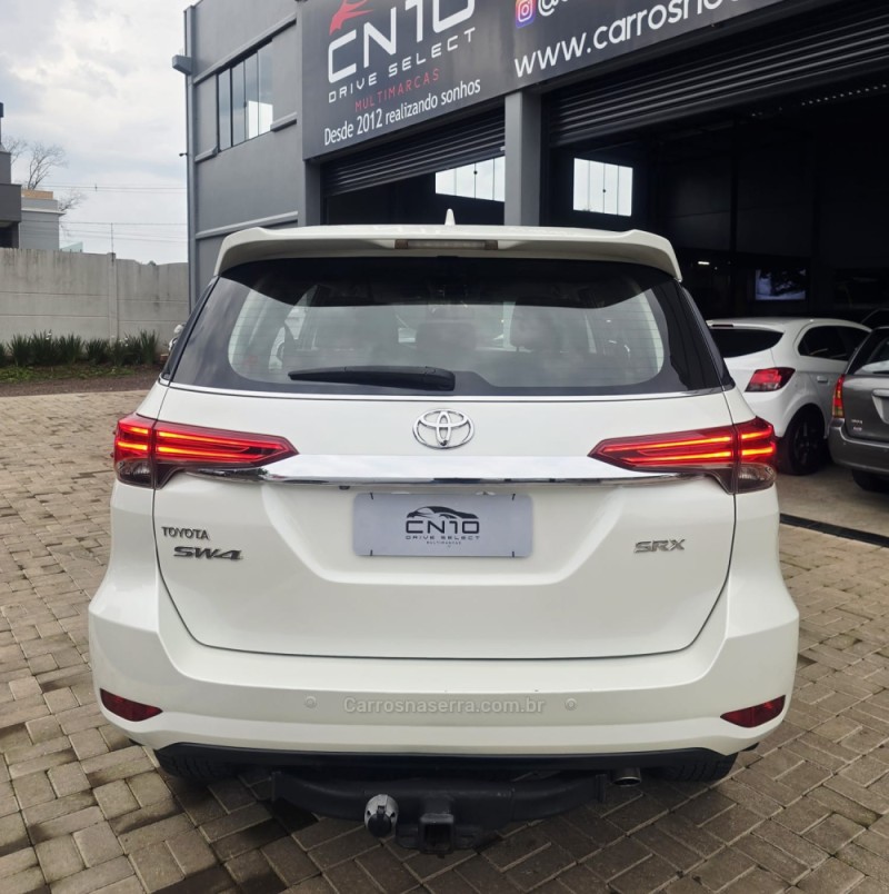HILUX SW4 2.8 SRX 4X4 16V TURBO INTERCOOLER DIESEL 4P AUTOMÁTICO - 2017 - LAJEADO