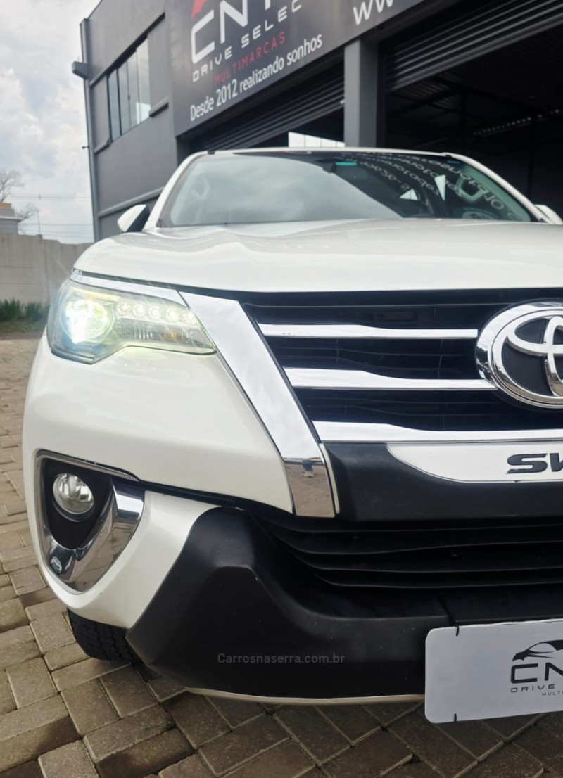 HILUX SW4 2.8 SRX 4X4 16V TURBO INTERCOOLER DIESEL 4P AUTOMÁTICO - 2017 - LAJEADO