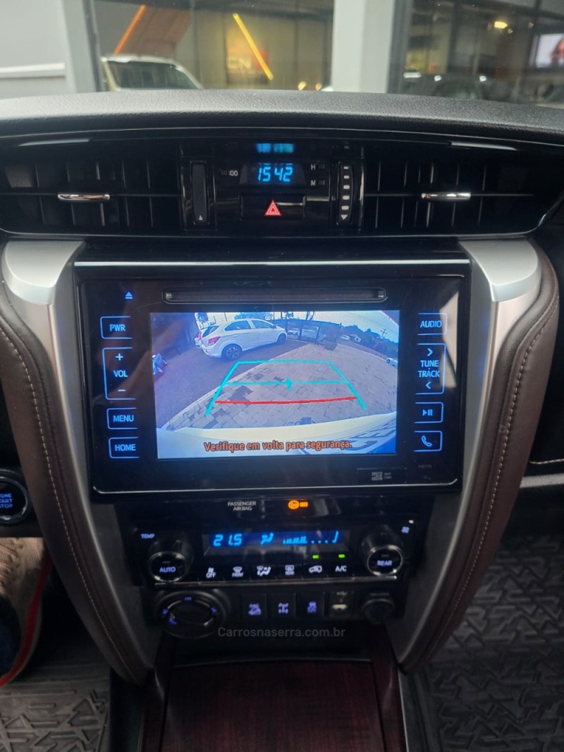 HILUX SW4 2.8 SRX 4X4 16V TURBO INTERCOOLER DIESEL 4P AUTOMÁTICO - 2017 - LAJEADO
