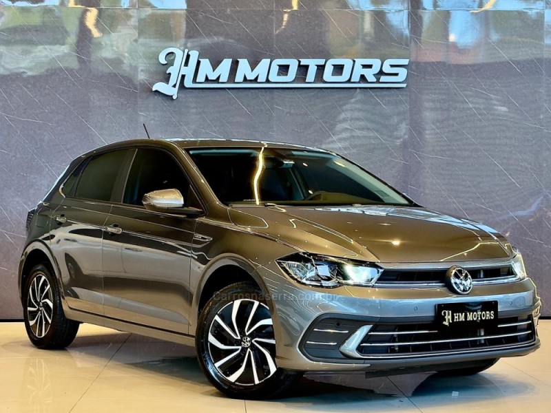 POLO 1.0 170 TSI 12V HIGHLINE FLEX 4P AUTOMÁTICO - 2024 - CAXIAS DO SUL