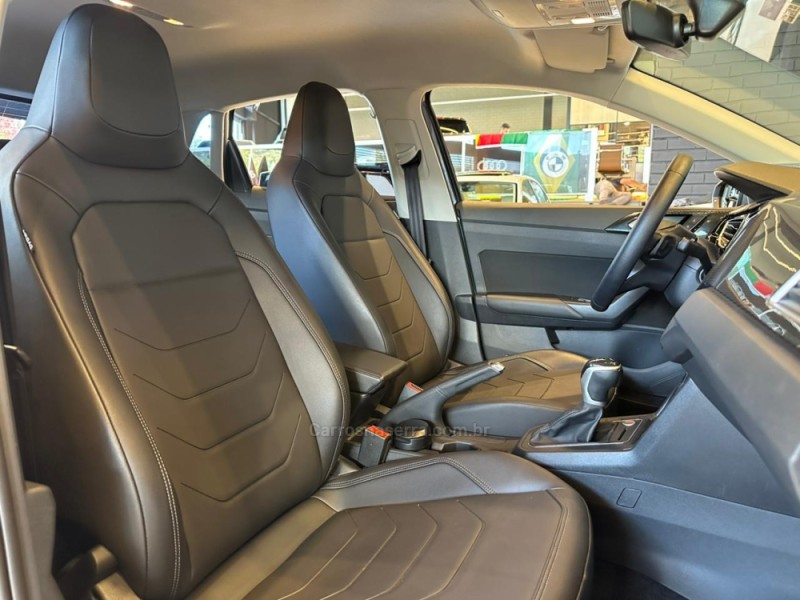 POLO 1.0 170 TSI 12V HIGHLINE FLEX 4P AUTOMÁTICO - 2024 - CAXIAS DO SUL