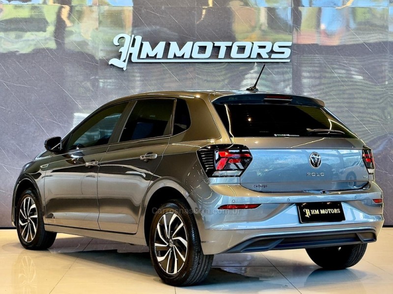 POLO 1.0 170 TSI 12V HIGHLINE FLEX 4P AUTOMÁTICO - 2024 - CAXIAS DO SUL