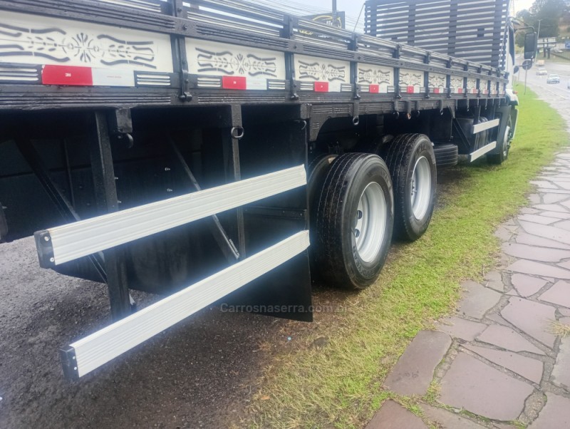 CARGO 2428 E T 3 EIXOS - 2012 - FARROUPILHA
