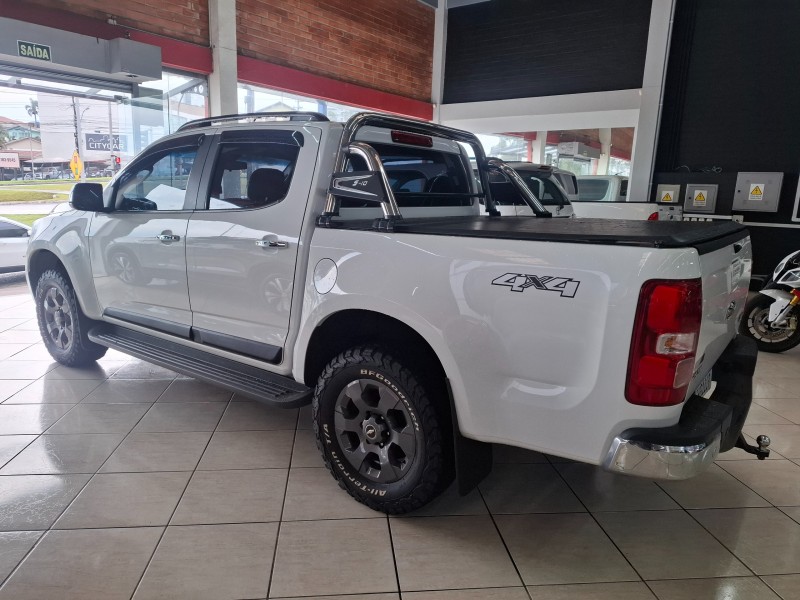 S10 2.5 LTZ 4X4 CD 16V FLEX 4P MANUAL - 2015 - FARROUPILHA