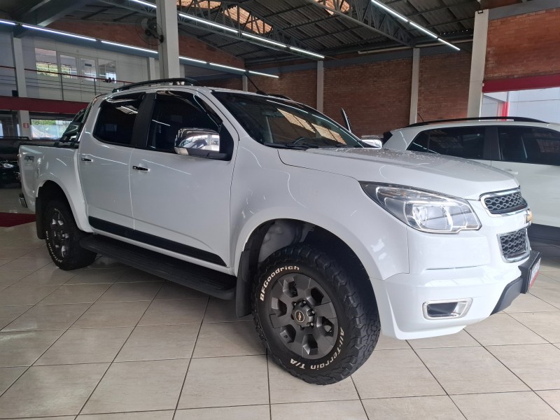 s10 2.5 ltz 4x4 cd 16v flex 4p manual 2015 farroupilha