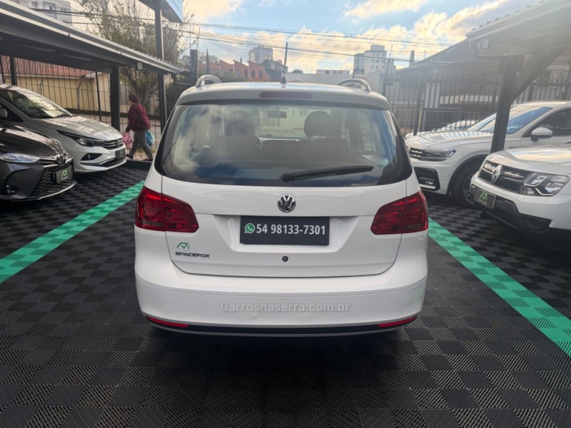 SPACEFOX 1.6 MI TREND 8V FLEX 4P MANUAL - 2013 - CAXIAS DO SUL