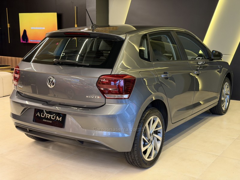 POLO 1.0	200 TSI HIGHLINE AUTOMÁTICO  - 2020 - CAXIAS DO SUL