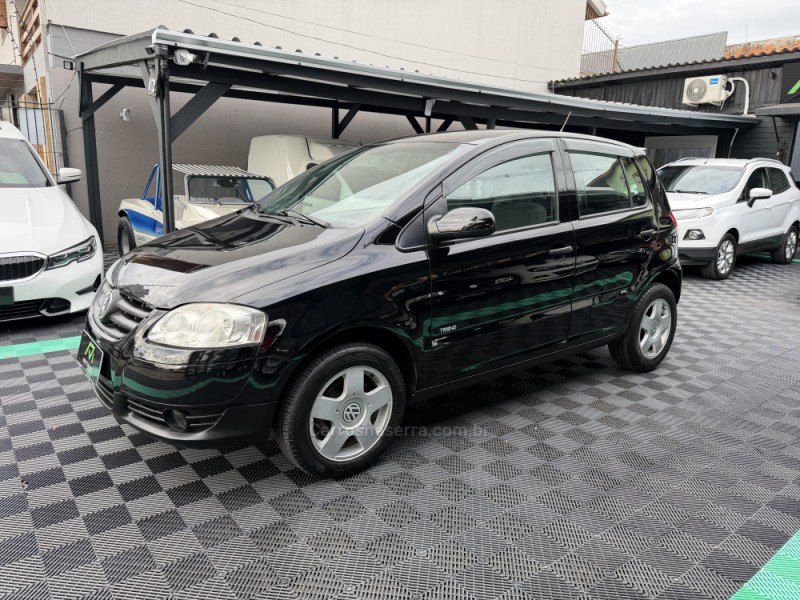 FOX 1.0 MI 8V FLEX 2P MANUAL - 2009 - CAXIAS DO SUL