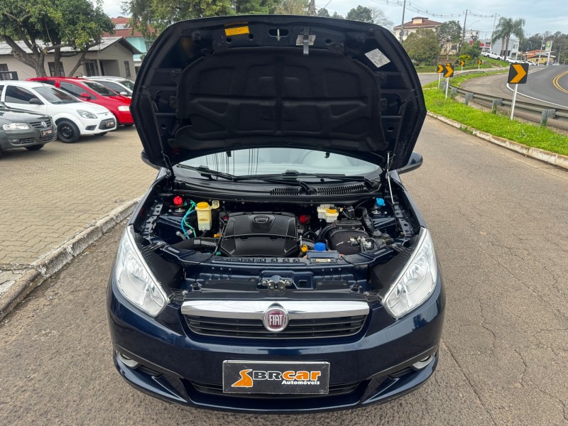 GRAND SIENA 1.6 MPI ESSENCE 16V FLEX 4P MANUAL - 2013 - DOIS IRMãOS
