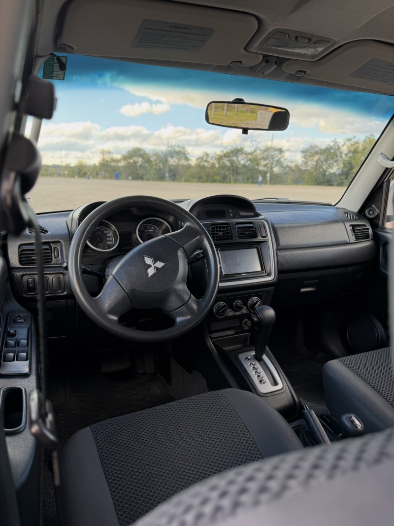 PAJERO TR4 2.0 4X4 16V 133CV FLEX 4P AUTOMÁTICO - 2012 - ANTôNIO PRADO