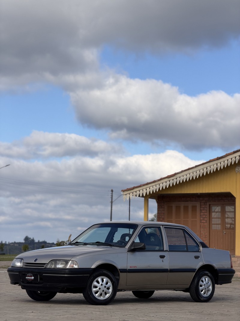MONZA 2.0 EFI GL 8V GASOLINA 4P MANUAL - 1995 - ANTôNIO PRADO