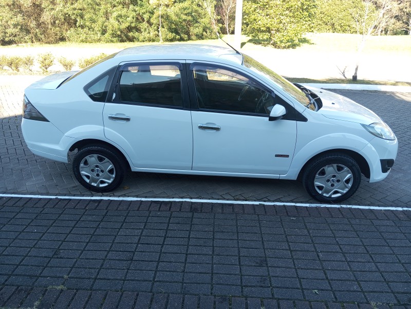 FIESTA 1.6 MPI CLASS 8V GASOLINA 4P MANUAL - 2012 - CAXIAS DO SUL