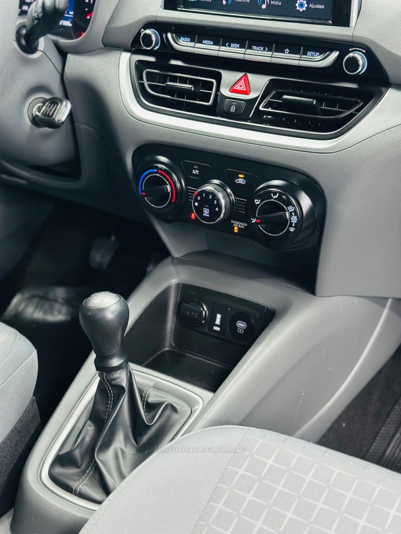 HB20S 1.0 COMFORT 12V FLEX 4P MANUAL - 2025 - CANELA
