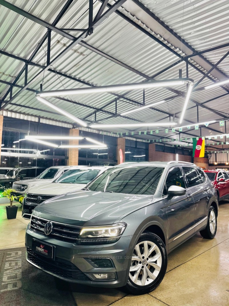 TIGUAN 1.4 ALLSPACE COMFORT 250 TSI FLEX 4P