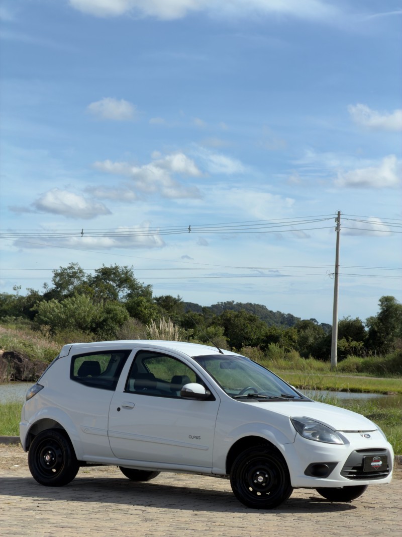 KA 1.0 MPI 8V FLEX 2P MANUAL - 2013 - ANTôNIO PRADO