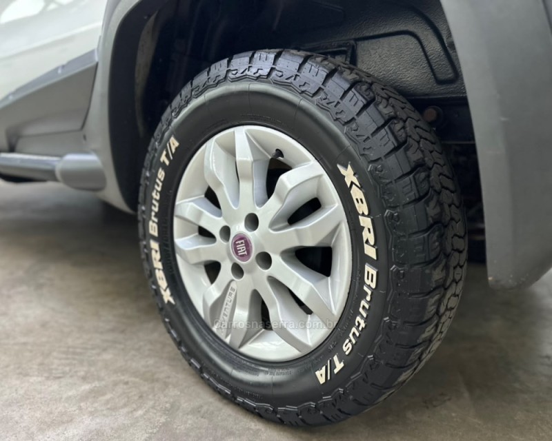STRADA 1.8 MPI ADVENTURE CD 16V FLEX 2P MANUAL - 2013 - VACARIA