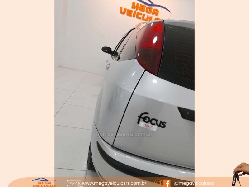FOCUS 1.6 GLX 8V GASOLINA 4P MANUAL - 2007 - BENTO GONçALVES