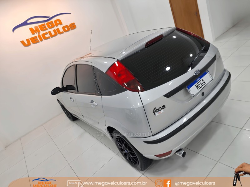 FOCUS 1.6 GLX 8V GASOLINA 4P MANUAL - 2007 - BENTO GONçALVES