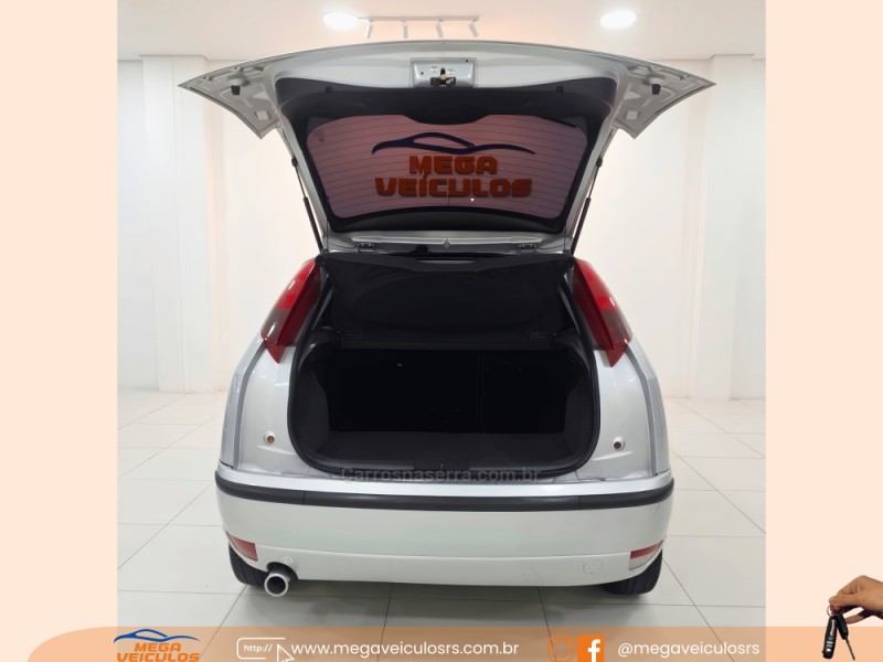 FOCUS 1.6 GLX 8V GASOLINA 4P MANUAL - 2007 - BENTO GONçALVES