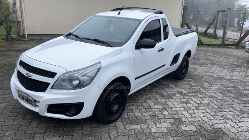 MONTANA 1.4 MPFI LS CS 8V FLEX 2P MANUAL