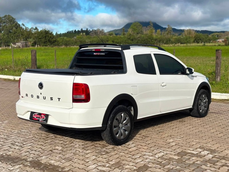 SAVEIRO 1.6 ROBUST CD 8V FLEX 2P MANUAL - 2018 - CANDELáRIA