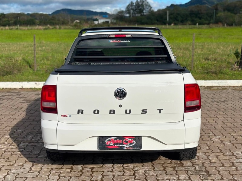 SAVEIRO 1.6 ROBUST CD 8V FLEX 2P MANUAL - 2018 - CANDELáRIA