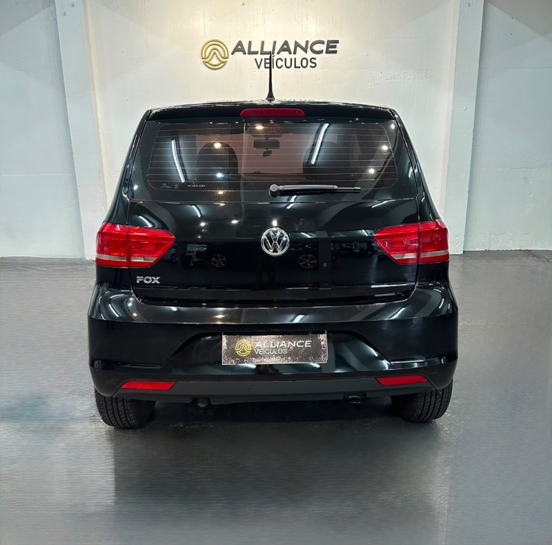 FOX 1.0 MI TRENDLINE 8V FLEX 4P MANUAL - 2015 - CAXIAS DO SUL