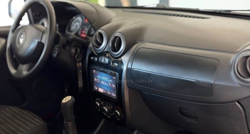 SANDERO 1.0 EXPRESSION 16V FLEX 4P MANUAL - 2014 - ESTâNCIA VELHA