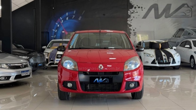 SANDERO 1.0 EXPRESSION 16V FLEX 4P MANUAL - 2014 - ESTâNCIA VELHA