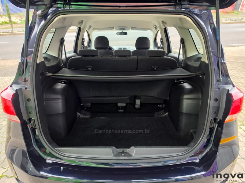 SPIN 1.8 LT 8V FLEX 4P MANUAL - 2021 - NOVO HAMBURGO