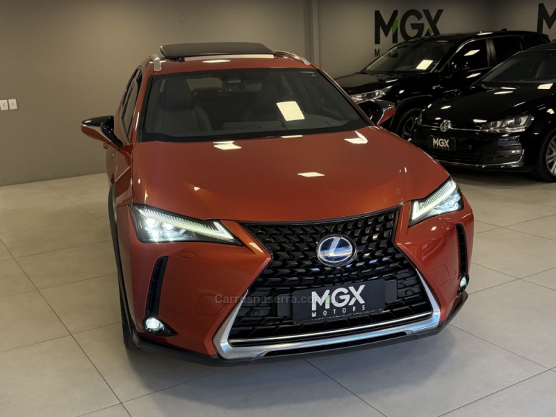 UX 250H 2.0 16V LUXURY HÍBRIDO 4P AUTOMÁTICO - 2019 - PORTO ALEGRE