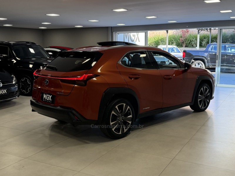 UX 250H 2.0 16V LUXURY HÍBRIDO 4P AUTOMÁTICO - 2019 - PORTO ALEGRE